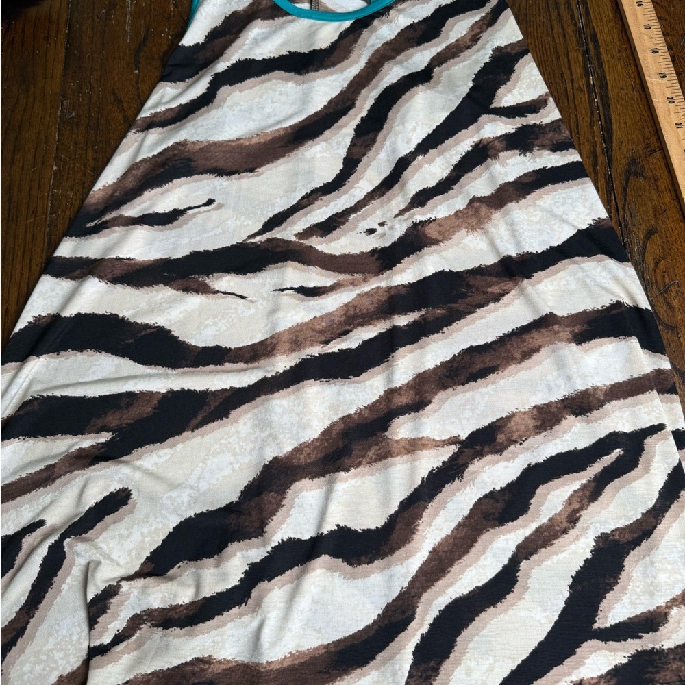 NWOT Zebra Print Racerback Tank L‎